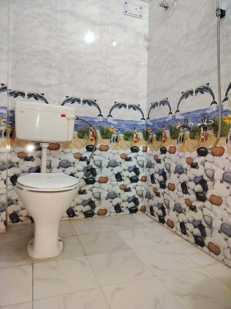 Bathroom, sarita vihar 1 Bedroom 450 Sq.Ft. Apartment In Sarita Vihar Delhi 9005919