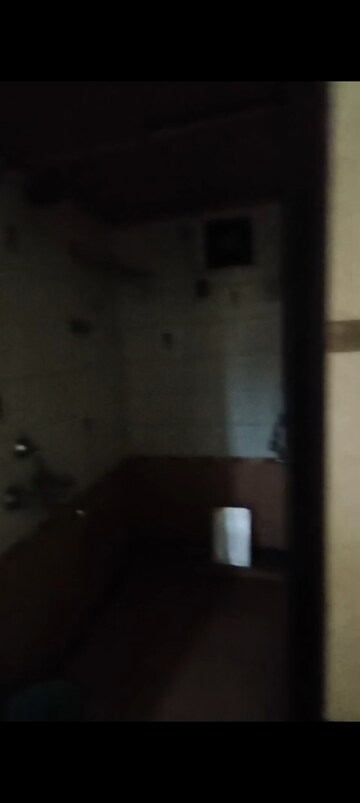 Furnished Amenities in 1 BHK Apartment at Dadar East – for Rent