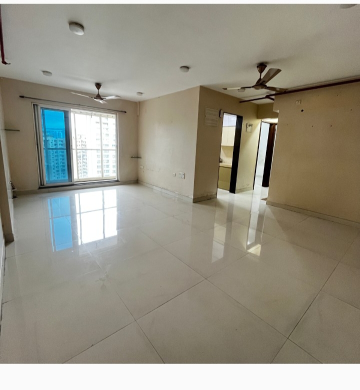 2 BHK Apartment For Rent in Sheth Avalon