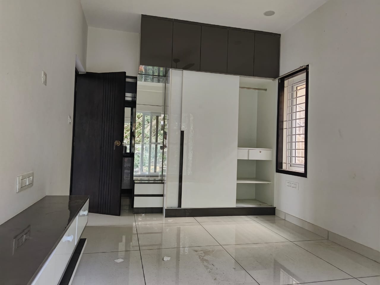 2 BHK Apartment For Rent in Ln Prapertey 
