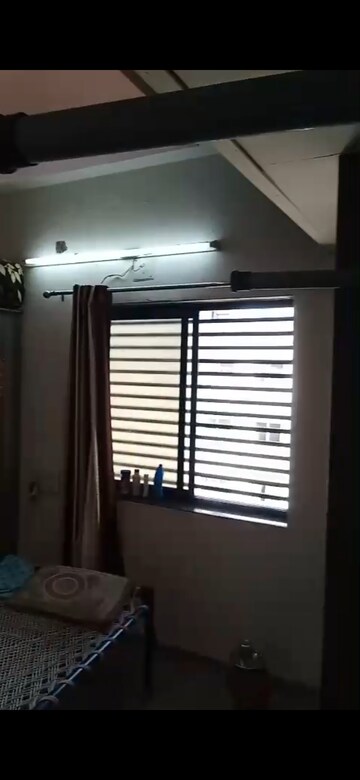 Room in 2 BHK Apartment at Shree Sadan Vasna, Vasna – for Rent
