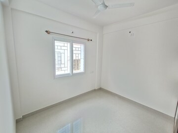 Room in 3 BHK Apartment at Indiranagar – for Rent