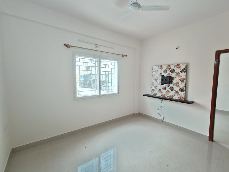 Room, indiranagar 3 Bedroom 1800 Sq.Ft. Apartment In Indiranagar Bangalore 9005970