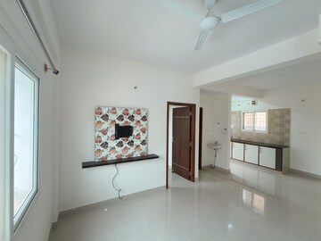 Room in 3 BHK Apartment at Indiranagar – for Rent