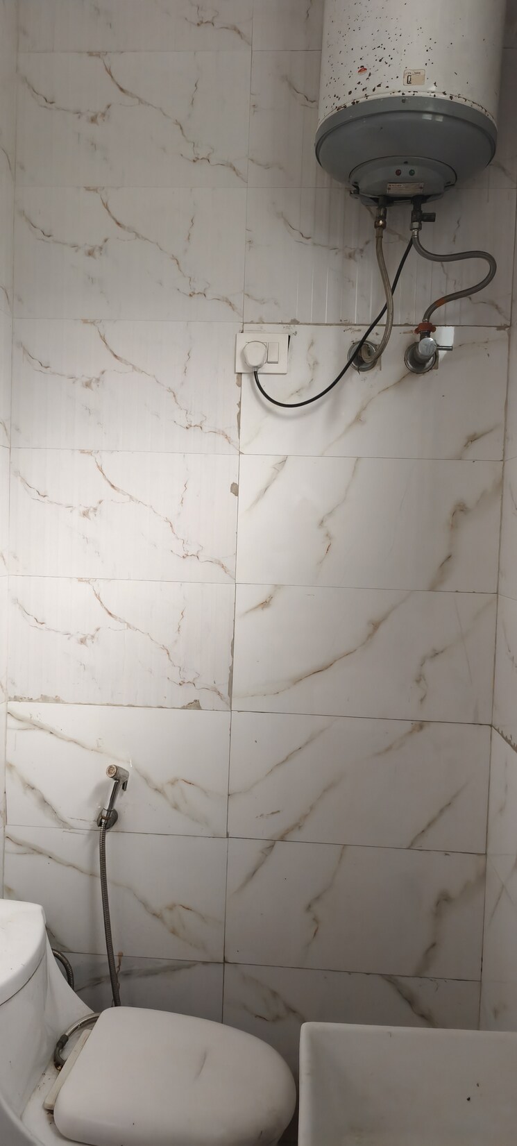 Bathroom, lajpat nagar 2 Bedroom 900 Sq.Ft. Builder Floor In Lajpat Nagar Delhi 9005976