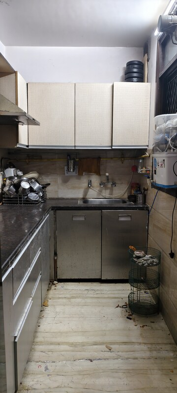 Kitchen in 2 BHK Builder Floor at Lajpat Nagar – for Rent