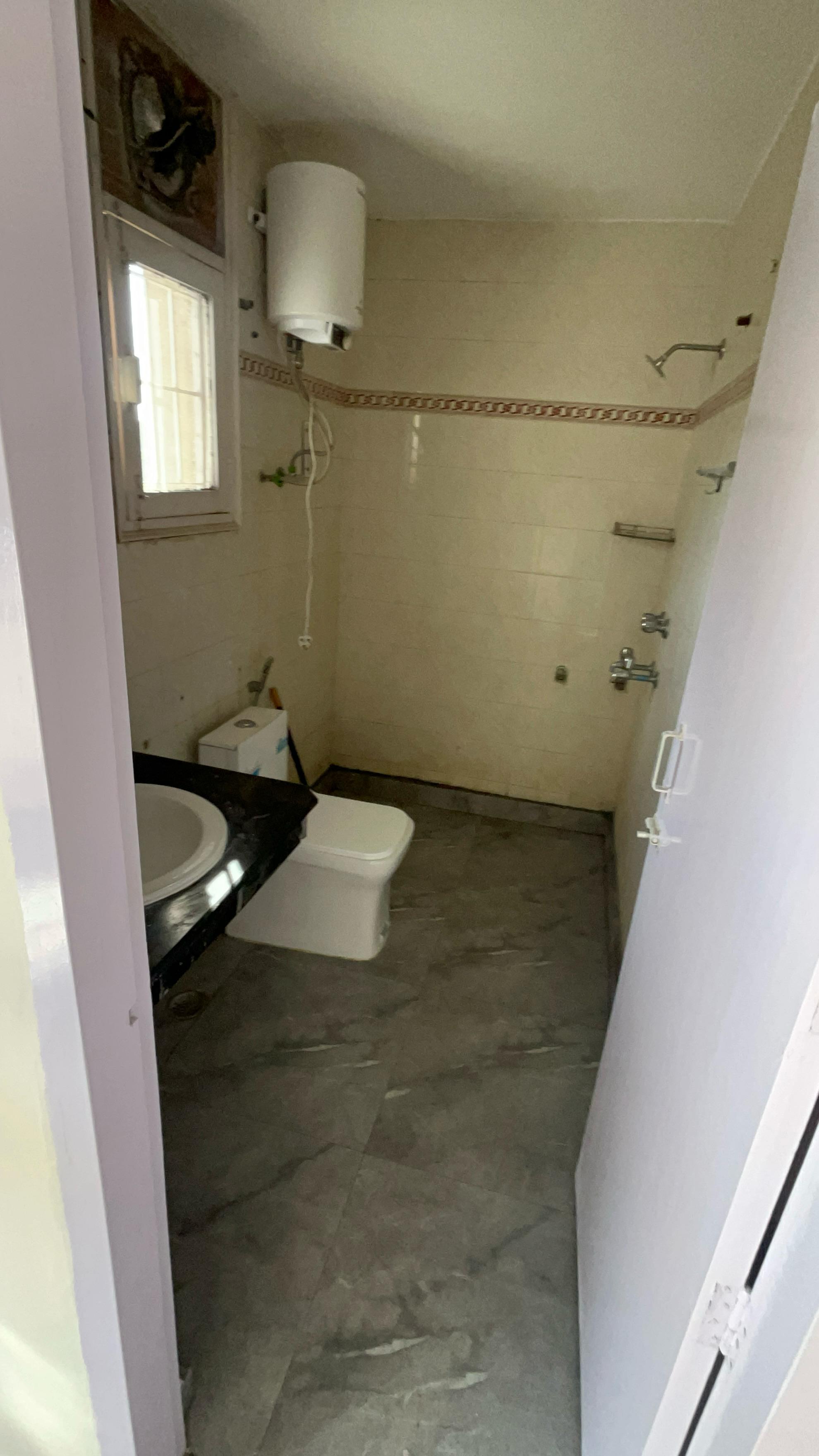 3 BHK + Pooja Room Apartment For Rent in Karam Hi Dharam Apartment