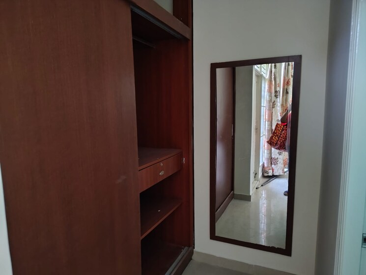 Room, halasuru 3 Bedroom 1900 Sq.Ft. Apartment In Halasuru Bangalore 9005985