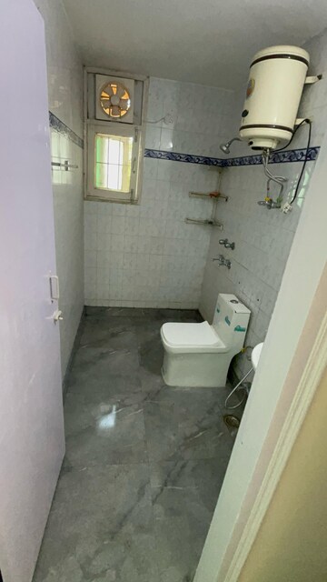 Bathroom in 3 BHK Apartment at Karam Hi Dharam Apartment, Sector 55 – for Rent