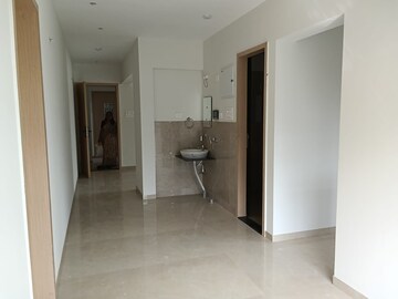 Room in 1.5 BHK Apartment at Bharatkunj 2 – for Rent