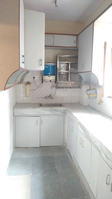 Kitchen in 2 BHK Apartment at Mayur Vihar Phase 1 Extension – for Rent