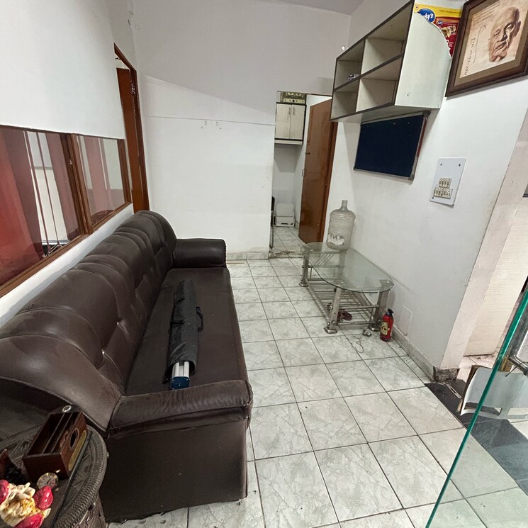 Team Area, kotla mubarakpur Commercial Office Space 900 Sq.Ft. In Kotla Mubarakpur Delhi 9006005