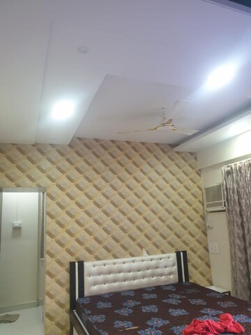 Room in 3 BHK Apartment at New Manish Nagar – for Rent