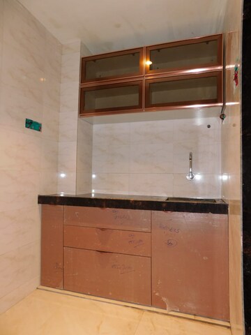 Furnished Amenities in 3 BHK Apartment at Hubtown Seasons, Chembur – for Rent