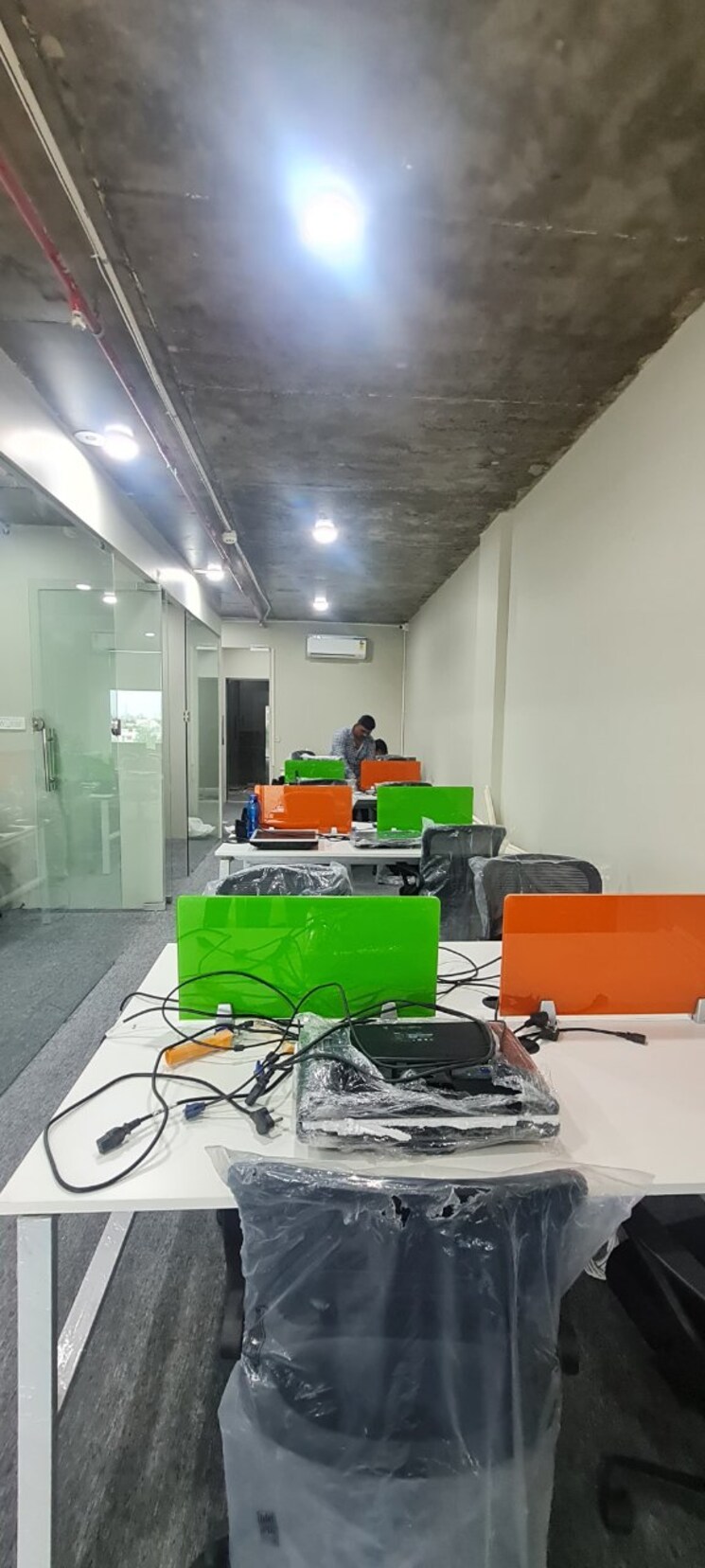 Team Area, vijay nagar Commercial Office Space 1000 Sq.Ft. In Vijay Nagar Indore 9006004