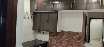 Furnished Amenities in 3 BHK Apartment at Narendra Nagar – for Rent
