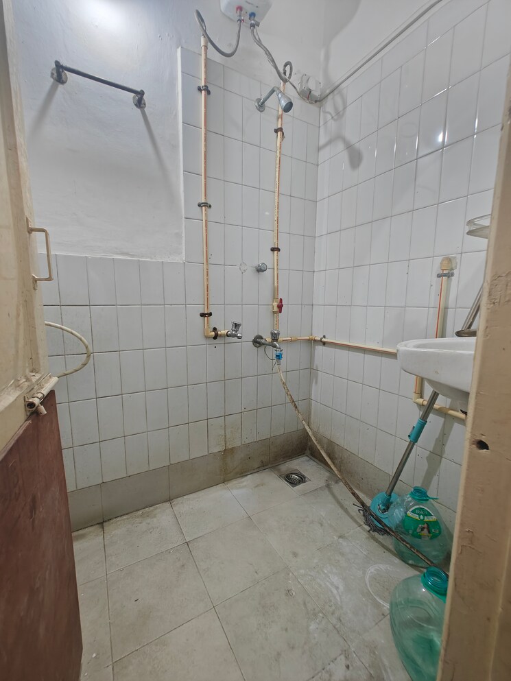 Bathroom, army-welfare-chs 3.5 Bedroom 1450 Sq.Ft. Apartment In Nerul Navi Mumbai 9006076