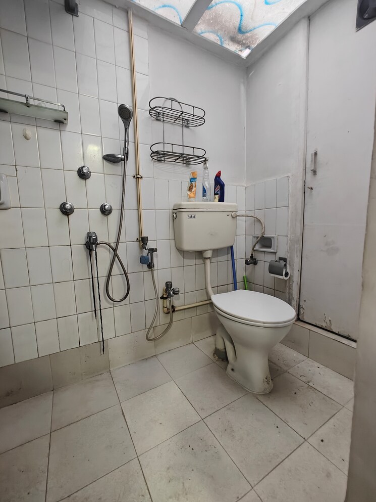 Bathroom, army-welfare-chs 3.5 Bedroom 1450 Sq.Ft. Apartment In Nerul Navi Mumbai 9006076
