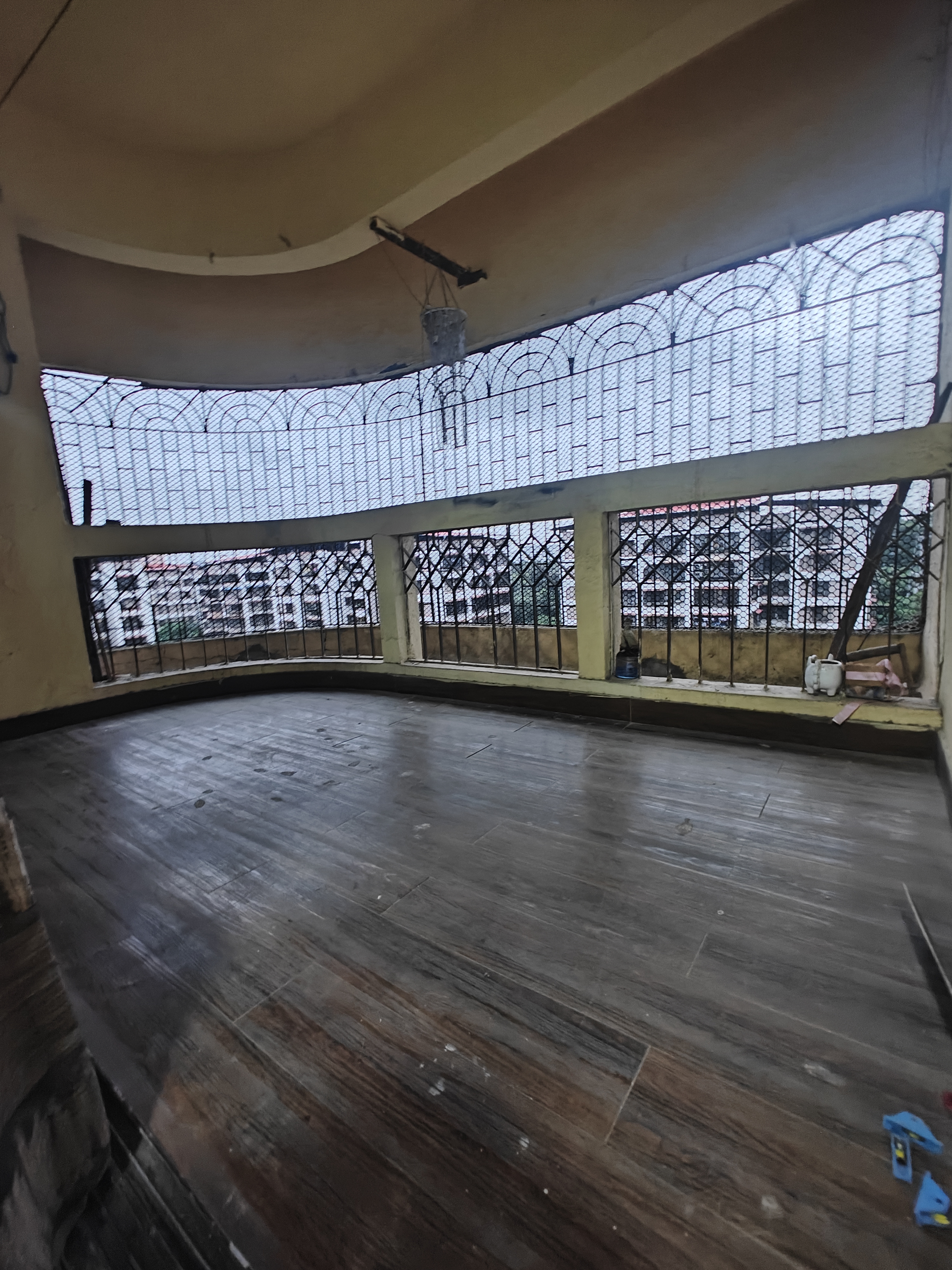 3.5 BHK + Servant Room Apartment For Rent in  Army Welfare CHS