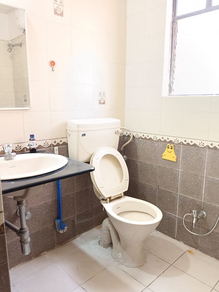 Bathroom, bramha-avenue 2 Bedroom 1088 Sq.Ft. Apartment In Kondhwa Pune 9006096