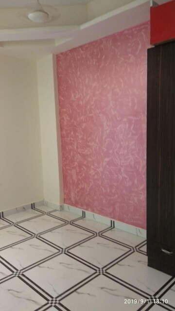 1 BHK Apartment For Rent in RWA Apartments Sector 45, Sector 45