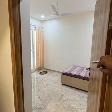 Bathroom in 3 BHK Apartment at Ansal Celebrity Meadows, Devamau – for Rent