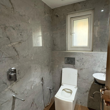 Bathroom in 3 BHK Apartment at Ansal Celebrity Meadows, Devamau – for Rent