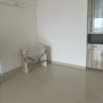 Room in 3 BHK Apartment at Shalimar Oneworld Vista, Malesemau – for Rent