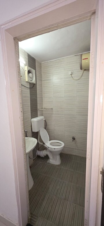 Bathroom in 4 BHK Apartment at RMZ Latitude, Hebbal – for Rent