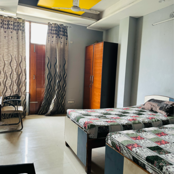 Bedroom in  Pg at Sector 39 – for Rent