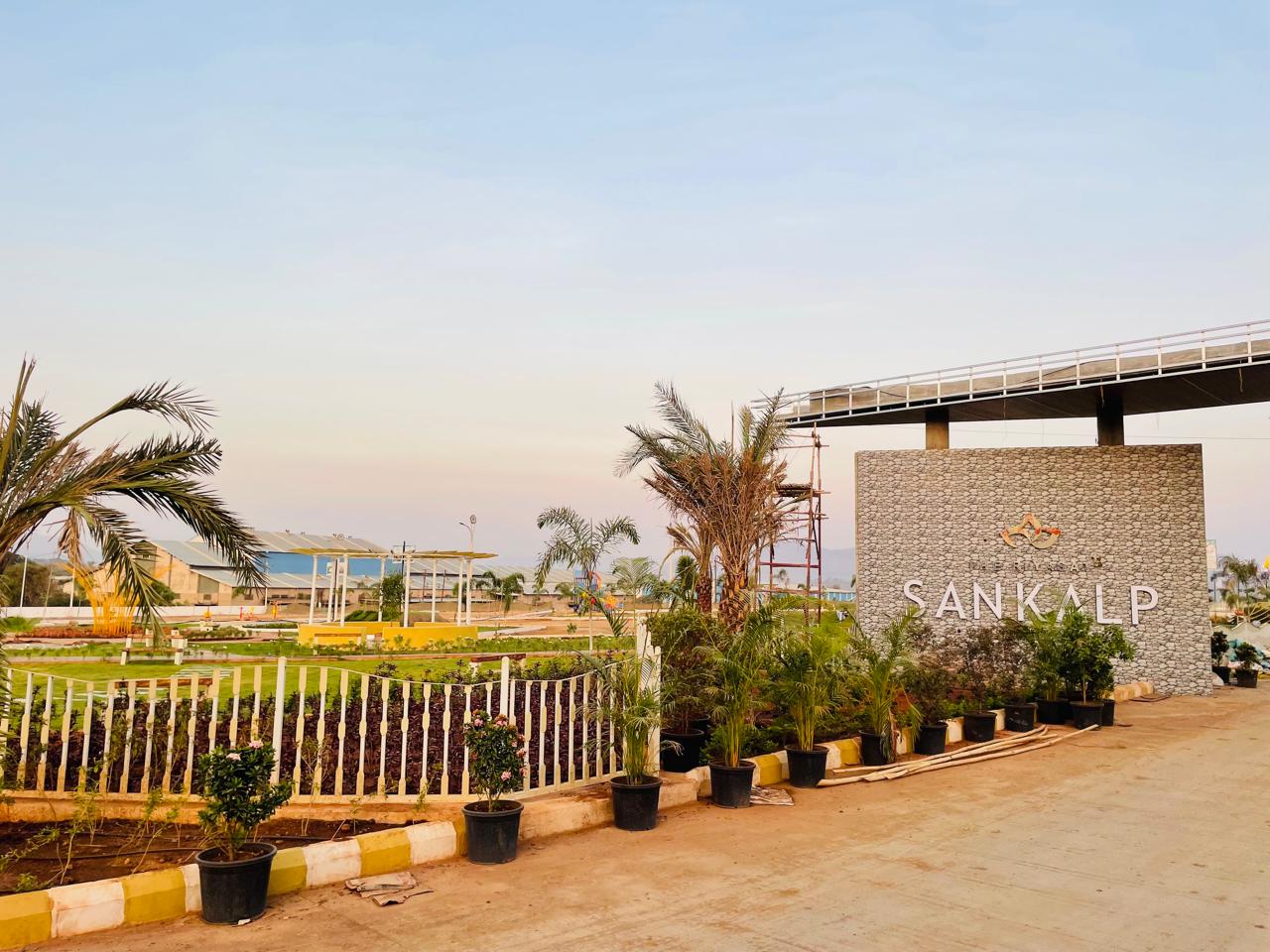 Plot For Sale in Shiri Dham 