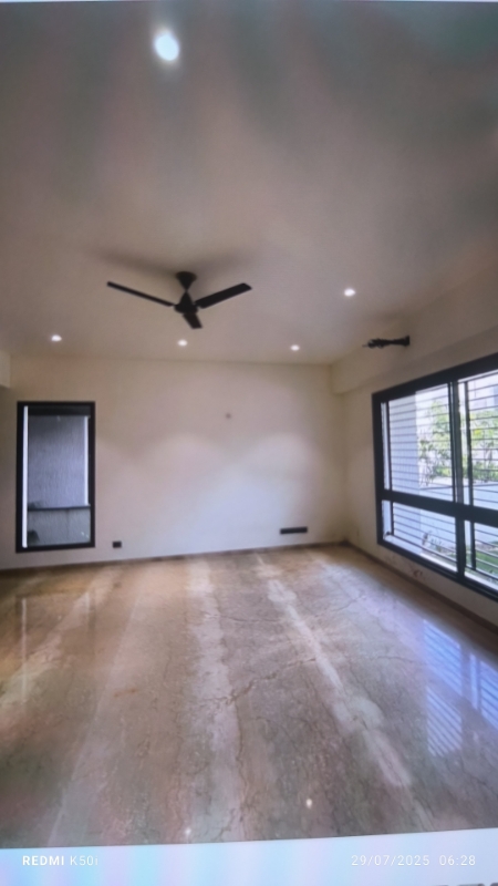 3 BHK Builder Floor For Rent in Unitech Woodstock Floors