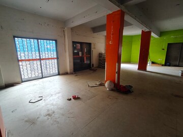 Room in  Showroom at Kodambakkam – for Rent