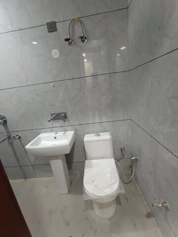 Bathroom in 3 BHK Apartment at Jahaz Apartments, Paschim Vihar – for Rent