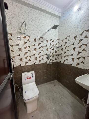 Bathroom in 2 BHK Builder Floor at Dwarka Mor – for Rent