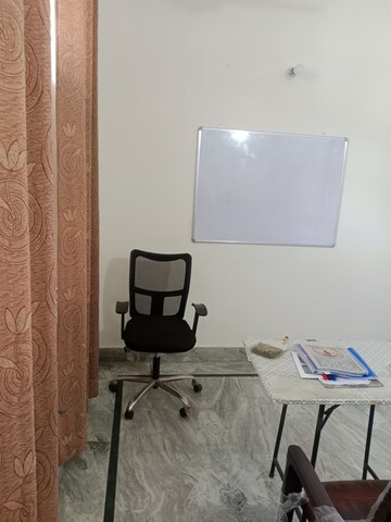 Room in 2 BHK Builder Floor at Huda – for Rent