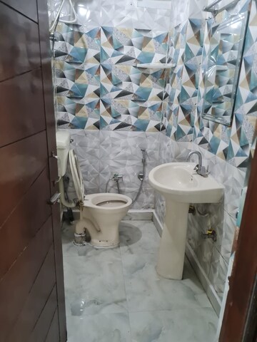 Bathroom in 2 BHK Builder Floor at Dwarka Mor – for Rent