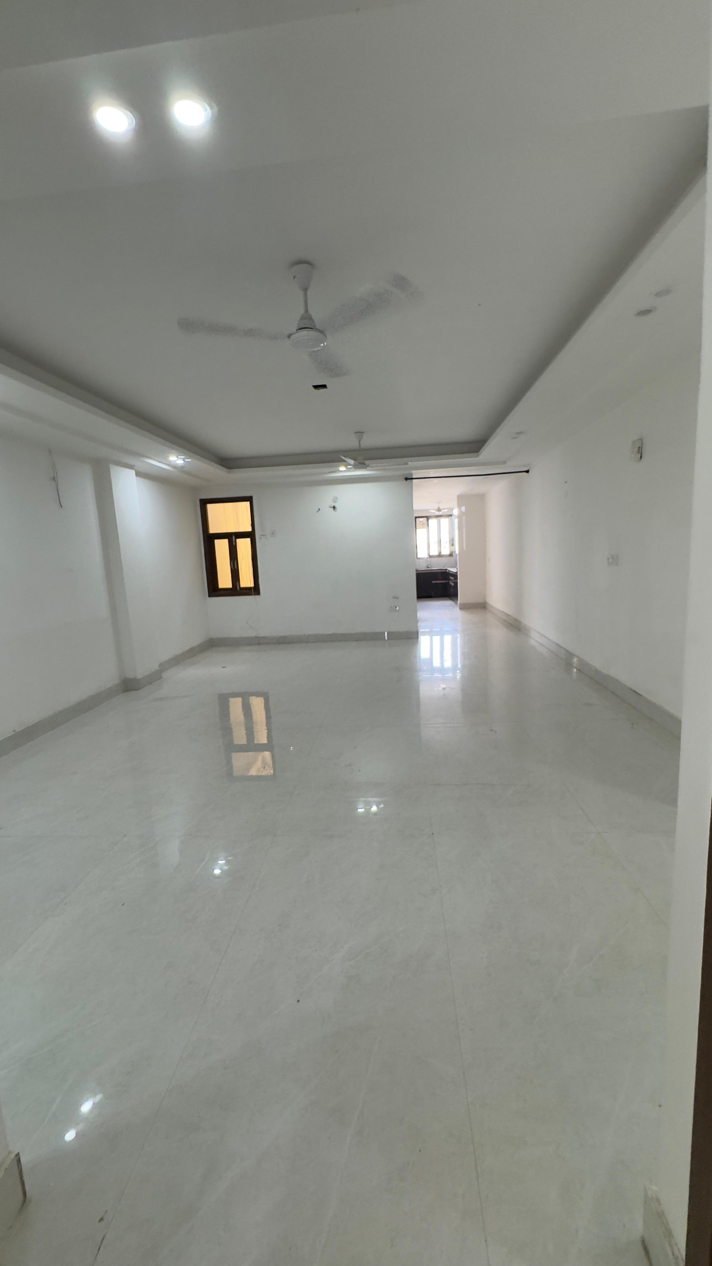 3 BHK Builder Floor For Rent in Chattarpur