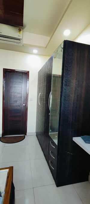 Building Lobby in 3 BHK Apartment at Mahagun Mirabella, Sector 79 – for Rent