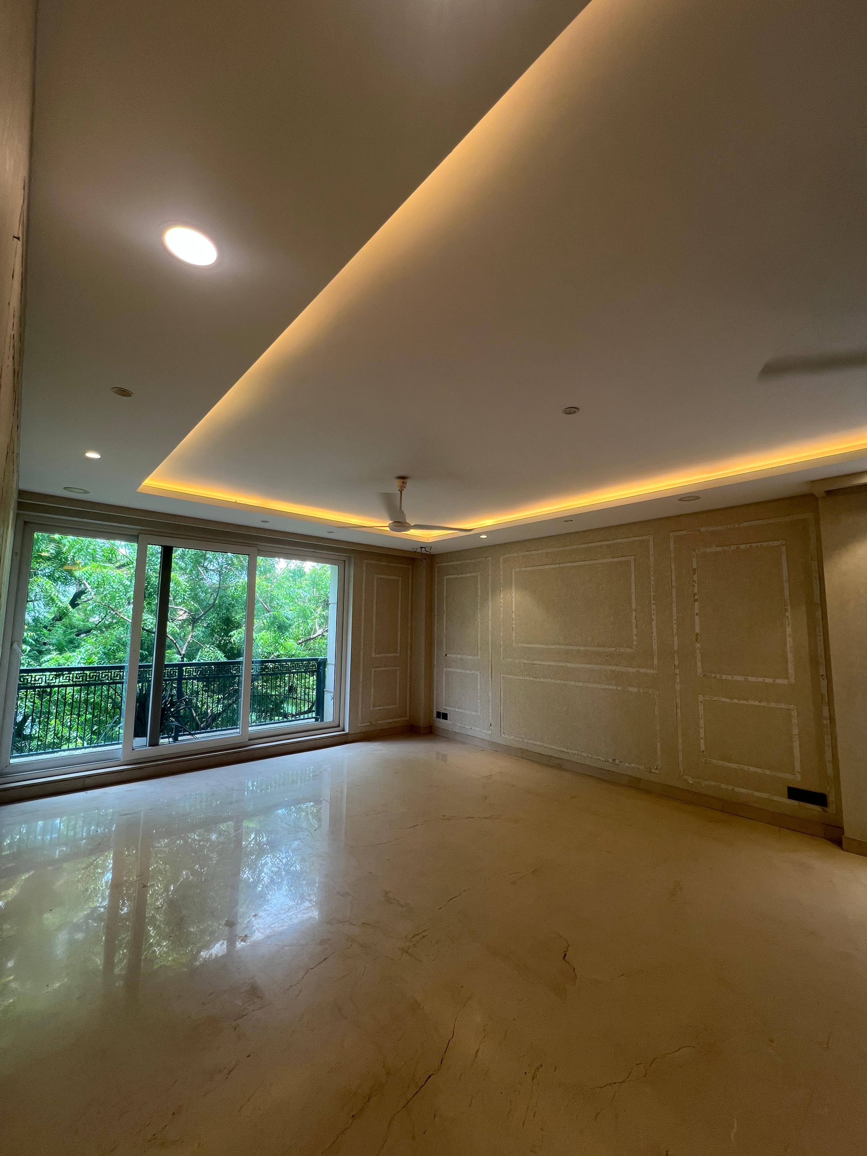 4 BHK + Pooja Room,Servant Room Builder Floor For Rent in Chirag Enclave