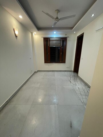 Building Lobby in 3 BHK Builder Floor at Chittaranjan Park – for Rent