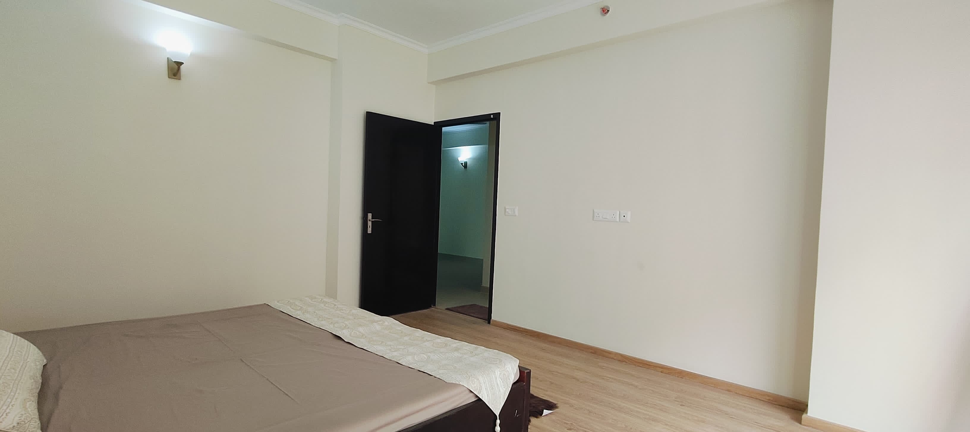 3 BHK Apartment For Rent in Aims Golf Avenue II