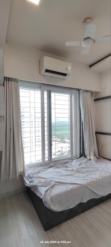 Room in 4 BHK Apartment at Bhandup East – for Sale