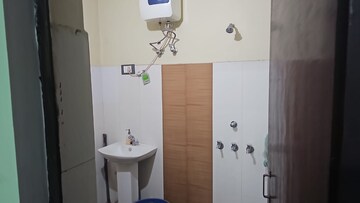Bathroom in 2 BHK Independent House at Rajajipuram – for Rent