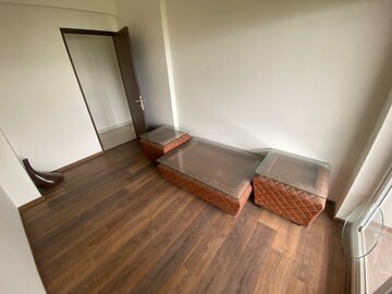 Room in 2.5 BHK Apartment at Century Horizon, Jakkuru – for Rent