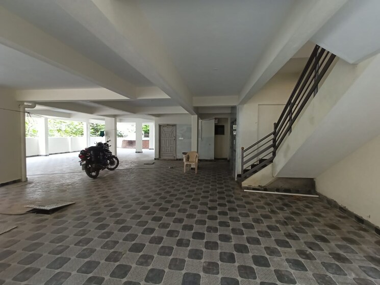  Parking, marathahalli 6+ Bedroom 4200 Sq.Ft. Apartment In Marathahalli Bangalore 9006460