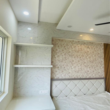Room in 3.5 BHK Apartment at Experion Capital, Vibhuti Khand – for Rent