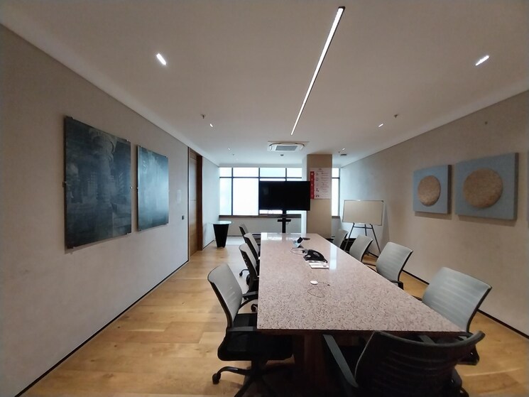 Team Area, worli naka Commercial Office Space 5800 Sq.Ft. In Worli Naka Mumbai 9006489