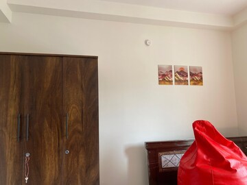 Furnished Amenities in 1 BHK Builder Floor at Madhapur – for Rent