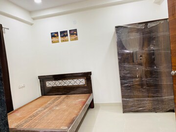 Furnished Amenities in 1 BHK Builder Floor at Madhapur – for Rent